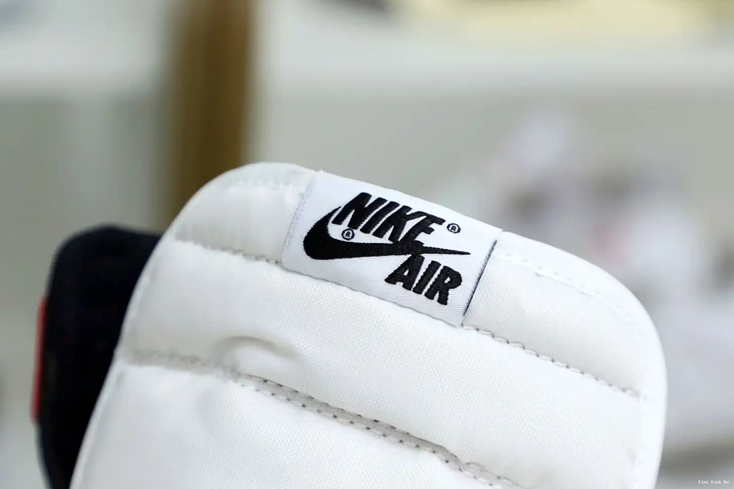 Air Jordan Retro 1 (2016) Kimikick Black Toe 0530